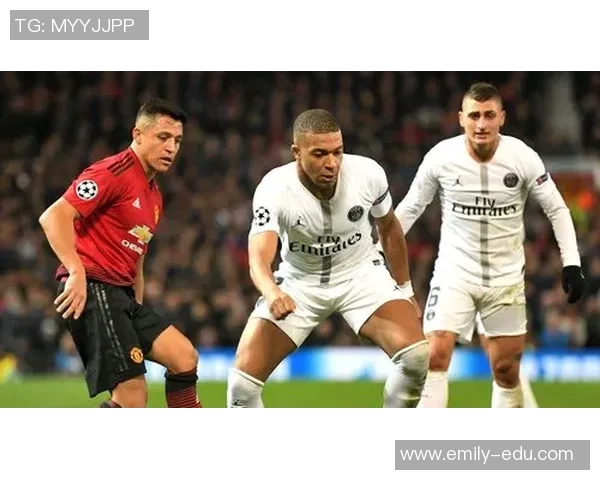 朝鲜足球明星金英杰的传奇经历与国际赛场上的突破性表现分析