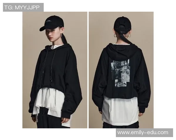 时尚与运动结合足球球星图案卫衣成为街头潮流新宠